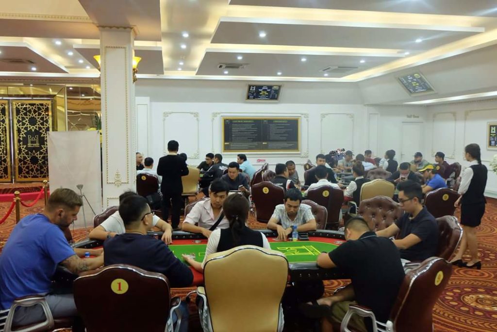 Poker in Vietnam HCM tourney